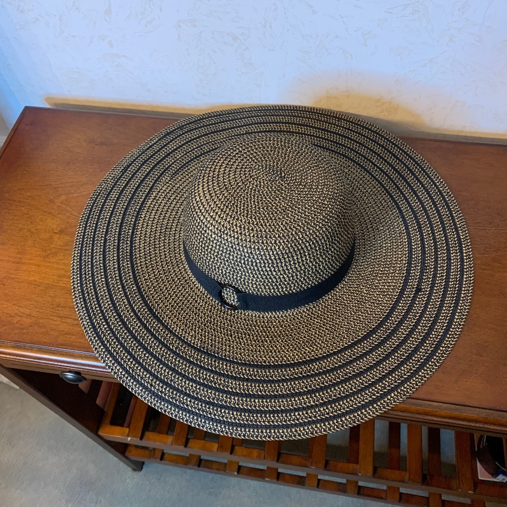 I.N.C. Natural and Black Floppy Hat with Ultraviolet Protection